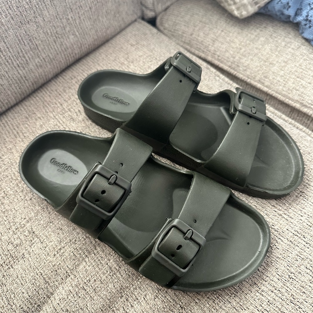 NWOT Men’s Carson Two Band Slide Sandals - Goodfellow & Co.